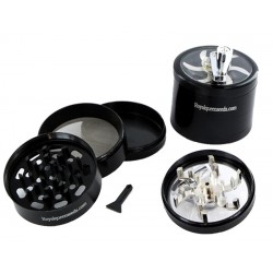 MŁYNEK KRĘCONY METALOWY