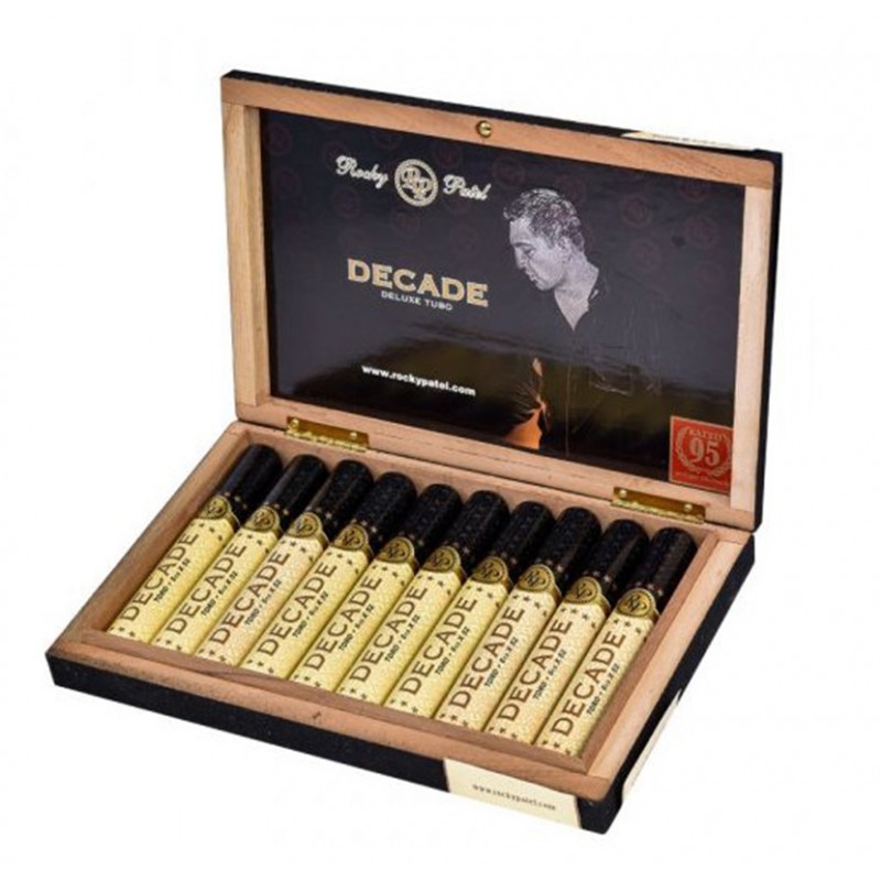 Cygaro ROCKY PATEL DECADE TORO TUBO (1)